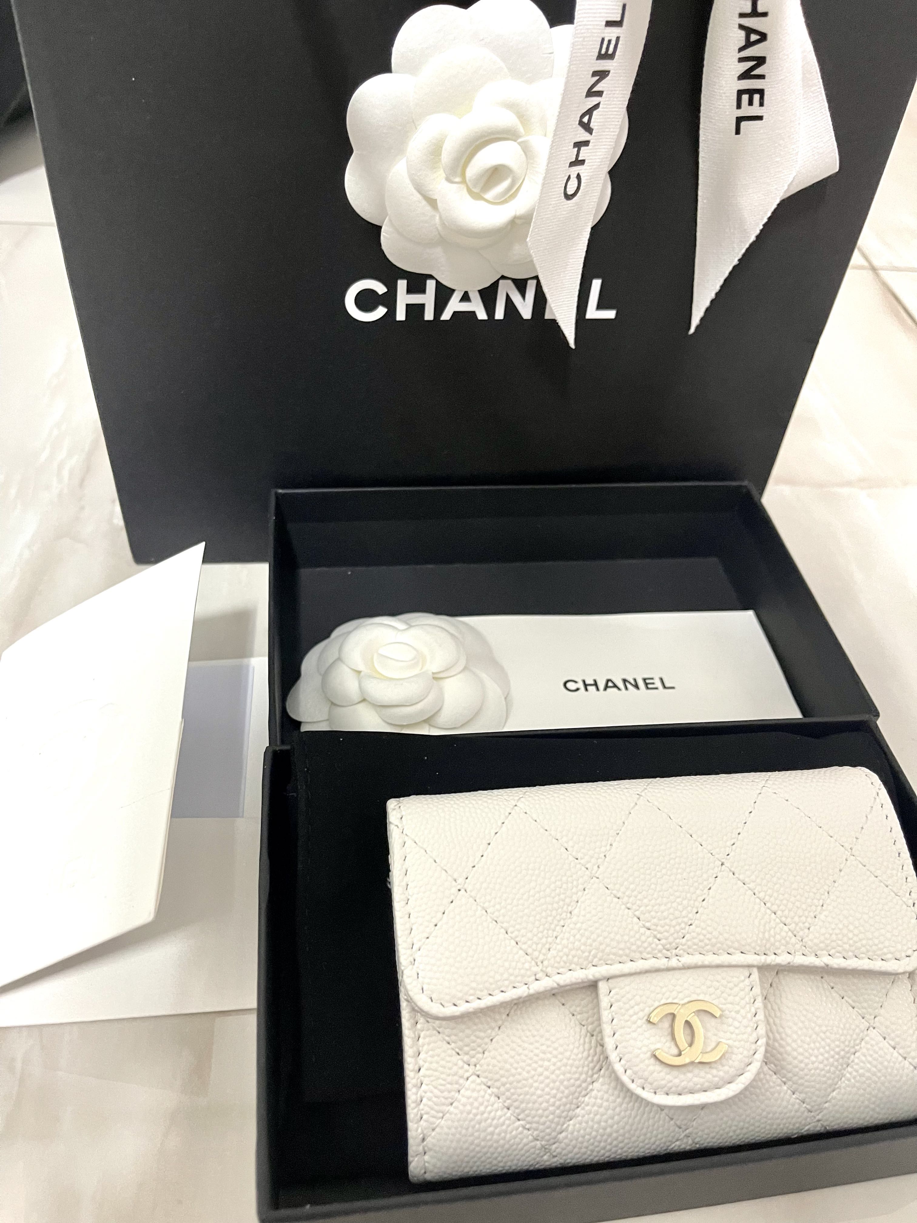 RARE FULL SET Chanel Classic Flap Cardholder in White Caviar