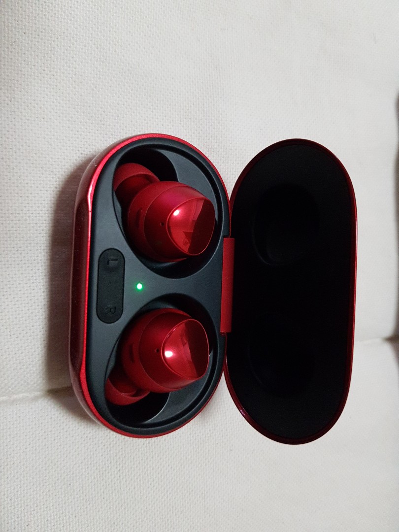 Samsung Galaxy Buds Plus Red