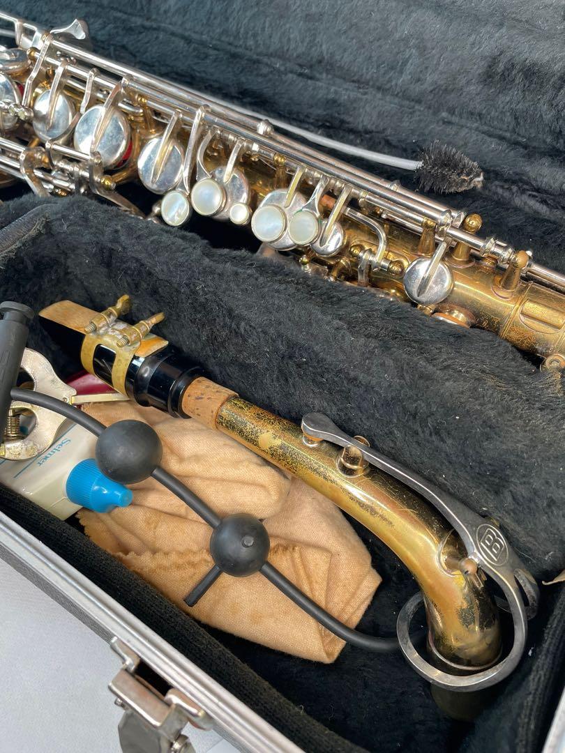 Selmer Bundy II Alto Saxophone, Hobbies & Toys, Music & Media, Musical