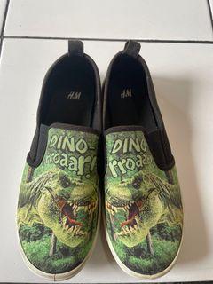 Sepatu H&M