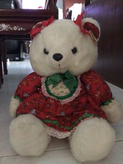 (Category: ) located in . Submitted by Shopaholic81 (Listing ID 1146105184, Image 1). Description: .