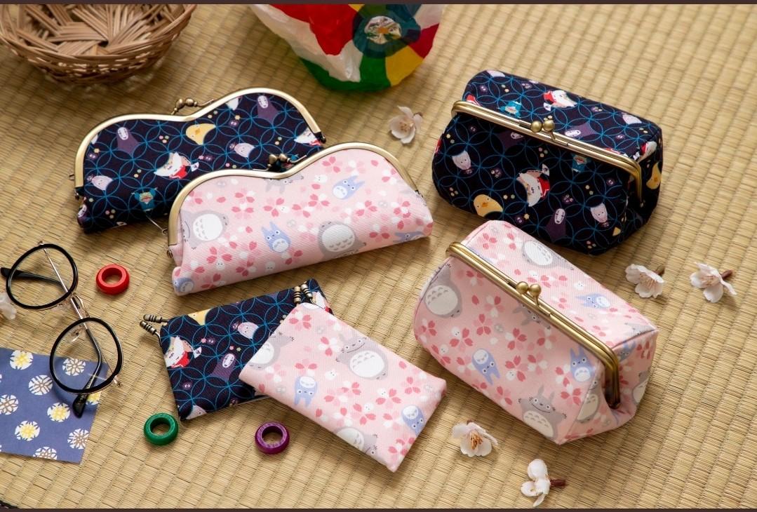 Spirited Away 千と千尋の神隠し 神々と金平糖 Women S Fashion Bags Wallets Purses Pouches On Carousell