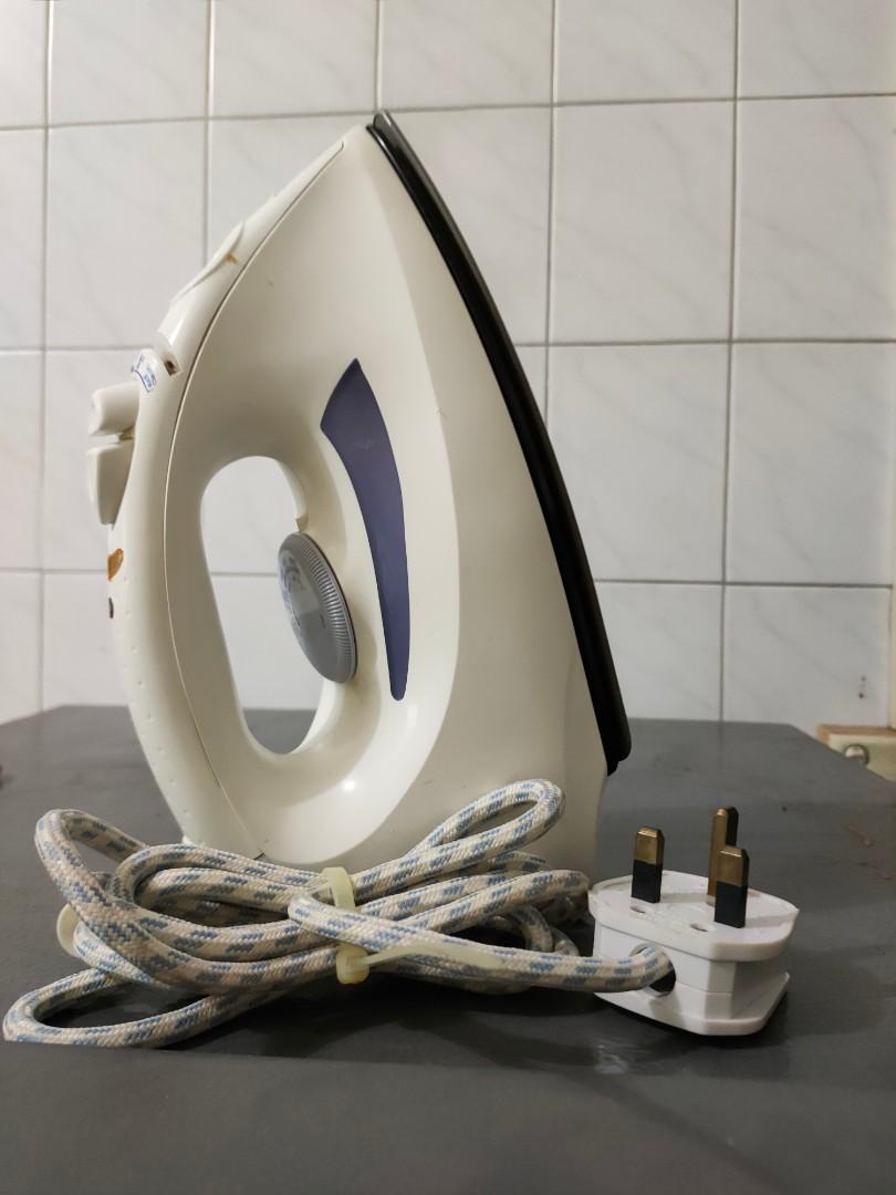 Steam iron for sale, TV & Home Appliances, Irons & Steamers on Carousell