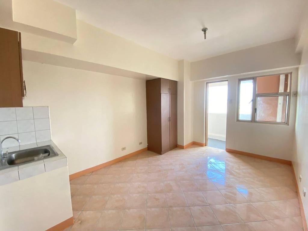 Studio w/ Balcony at The Manila Residences, near DLSUTaft, Property, Rentals, Apartments
