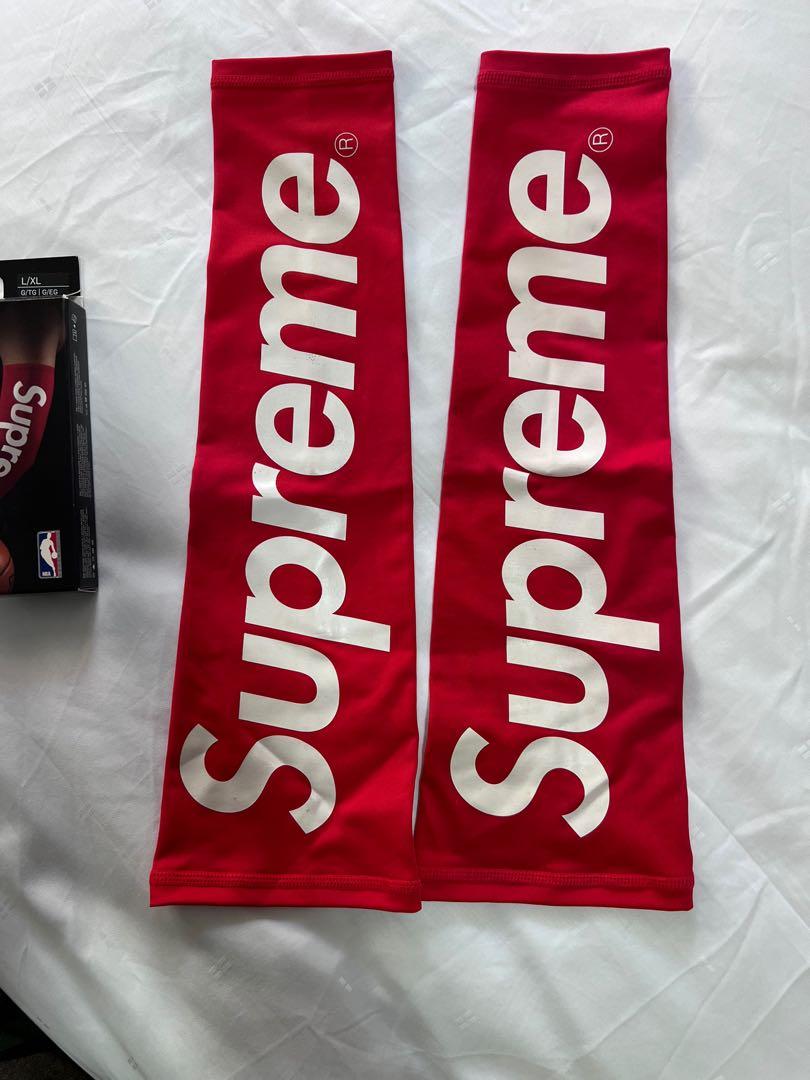 Supreme shooting sleeves Men s Fashion Activewear on Carousell