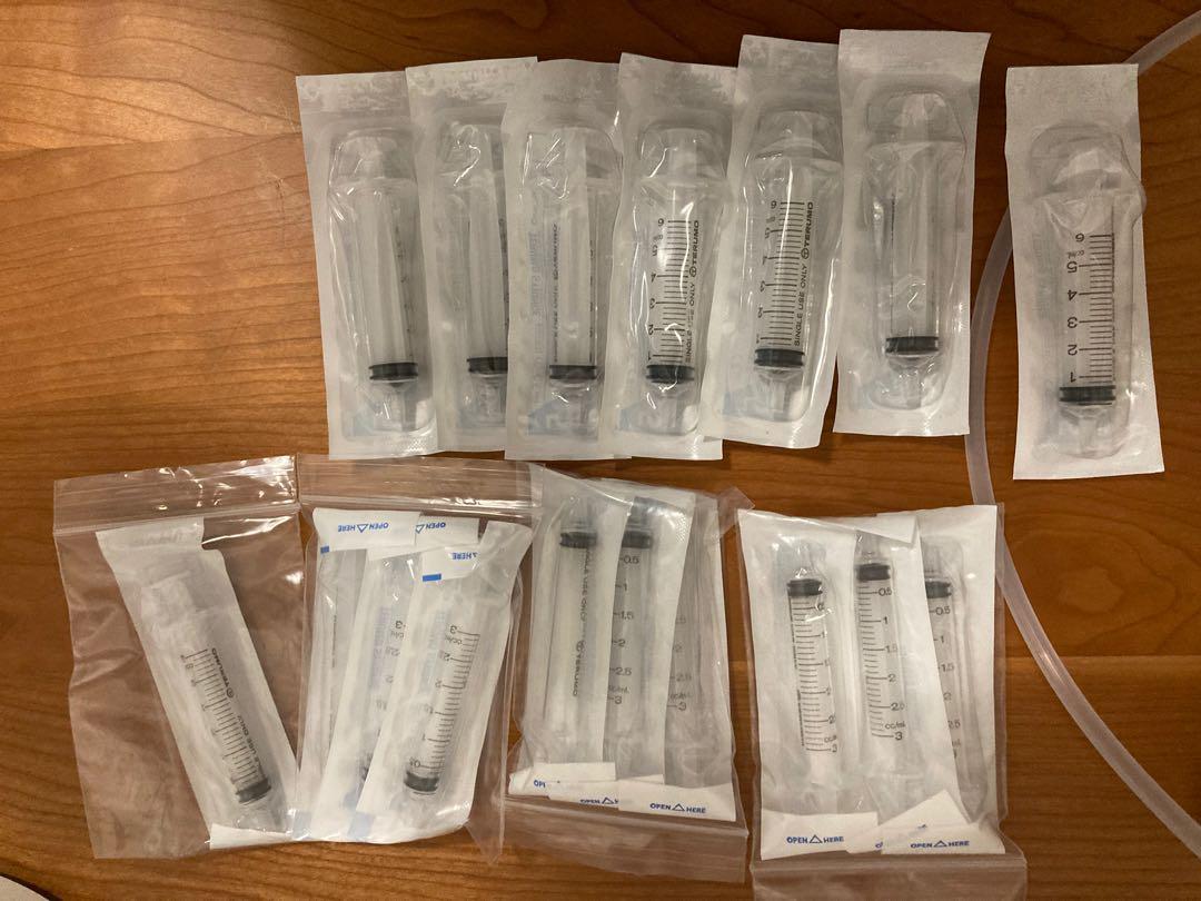 Syringe for breast milk, Health & Nutrition, Medical Supplies & Tools