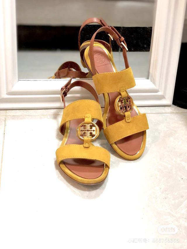 Tory Burch sandals, Women's Fashion, Footwear, Sandals on Carousell