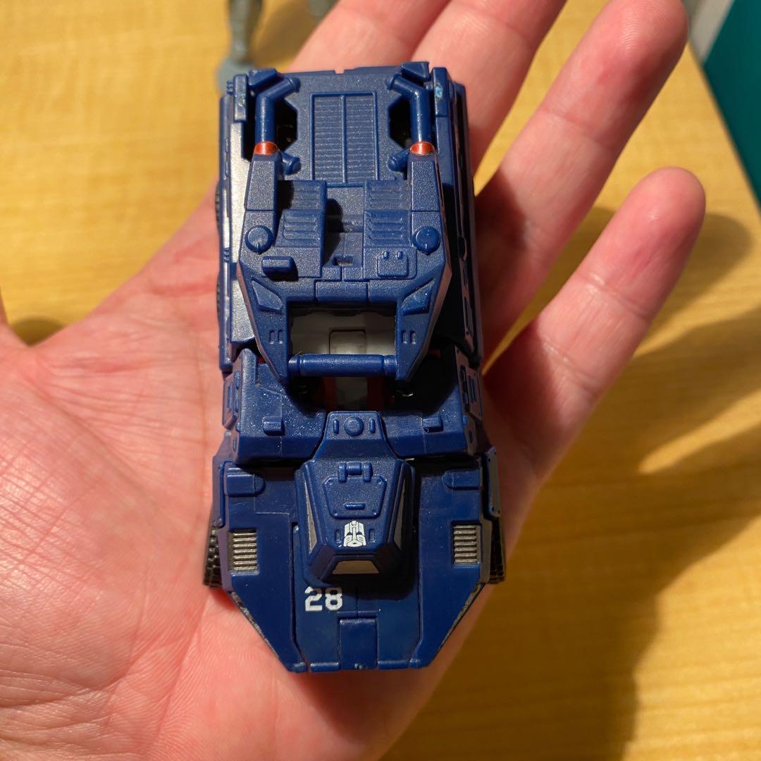 Transformers Breacher and Beast wars Apache (Category: Action & Battle Toys) located in Davao. Submitted by out.with.the.old (Listing ID 1146101800, Image 2). Description: Breacher condition 9/10 BUT missing the turret Apache condition 7/10 sold as is. Vintage 1998.