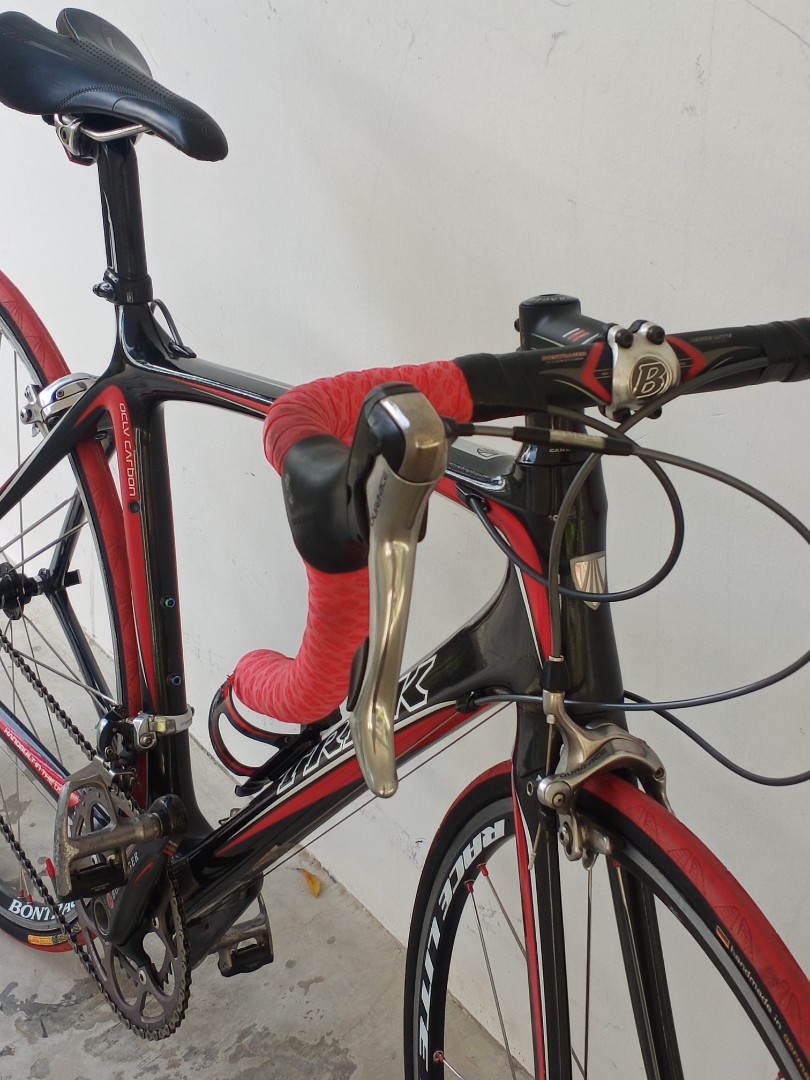 TREK MADONE 5.5 OCLV CARBON USA Sports Equipment