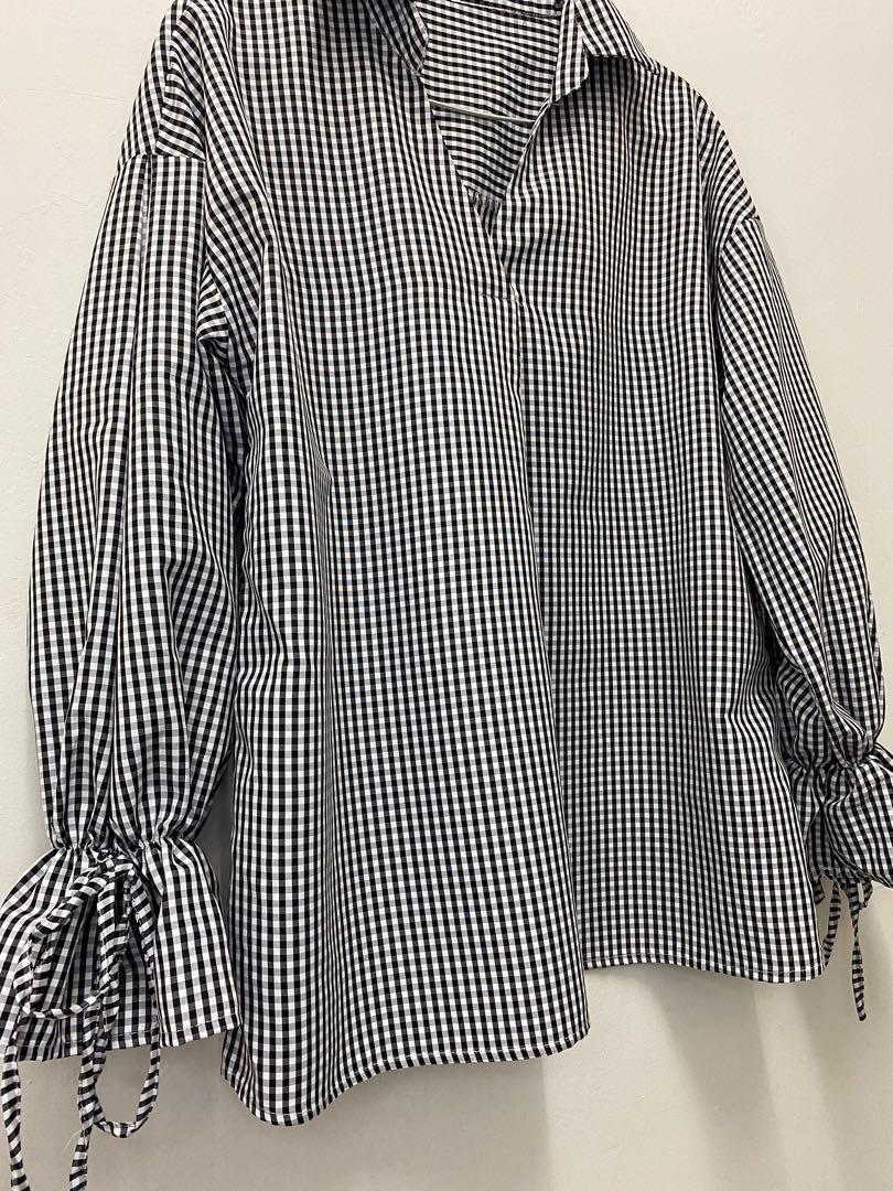 V Neck Plaid Baggy Blouse, Women's Fashion, Tops, Blouses on Carousell