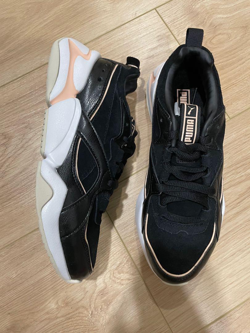 85) Nova 2 Suede Wns, Women's Fashion, Footwear, Sneakers on Carousell