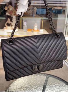 Affordable chanel reissue 226 For Sale, Luxury
