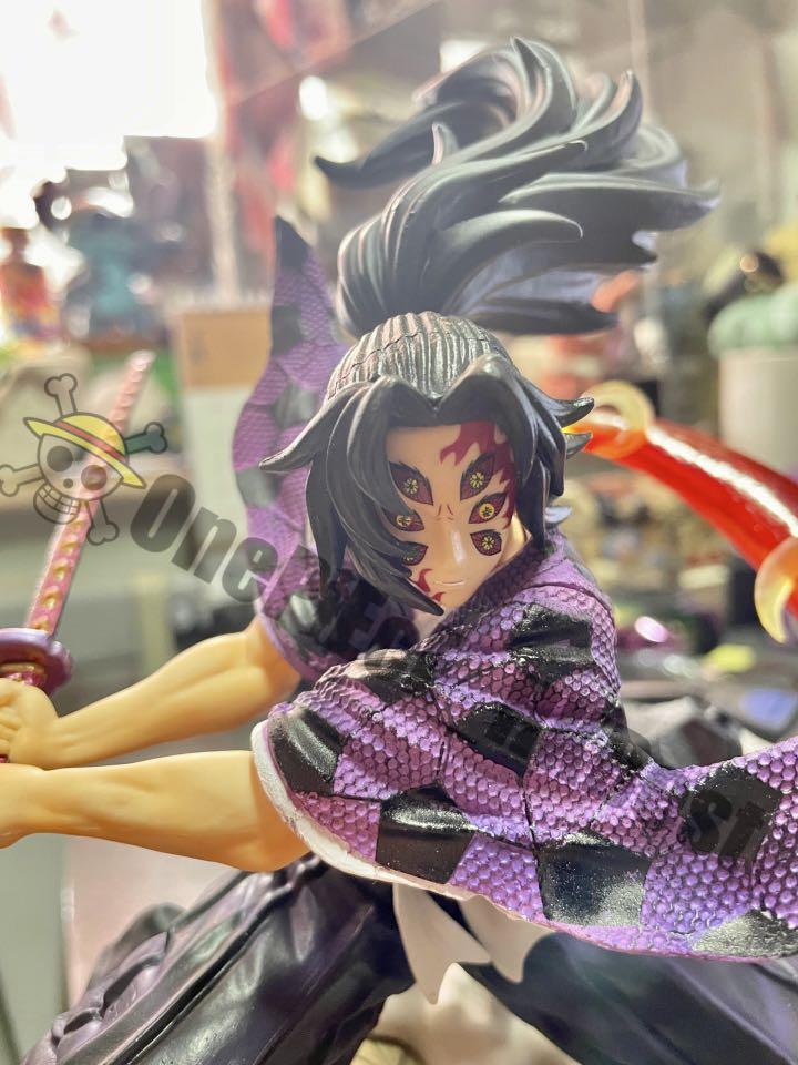 鬼滅之刃 Demon Slayer 十二鬼月 最強上弦之一 黑死牟 (28cm), 興趣及遊戲, 玩具 & 遊戲類 - Carousell