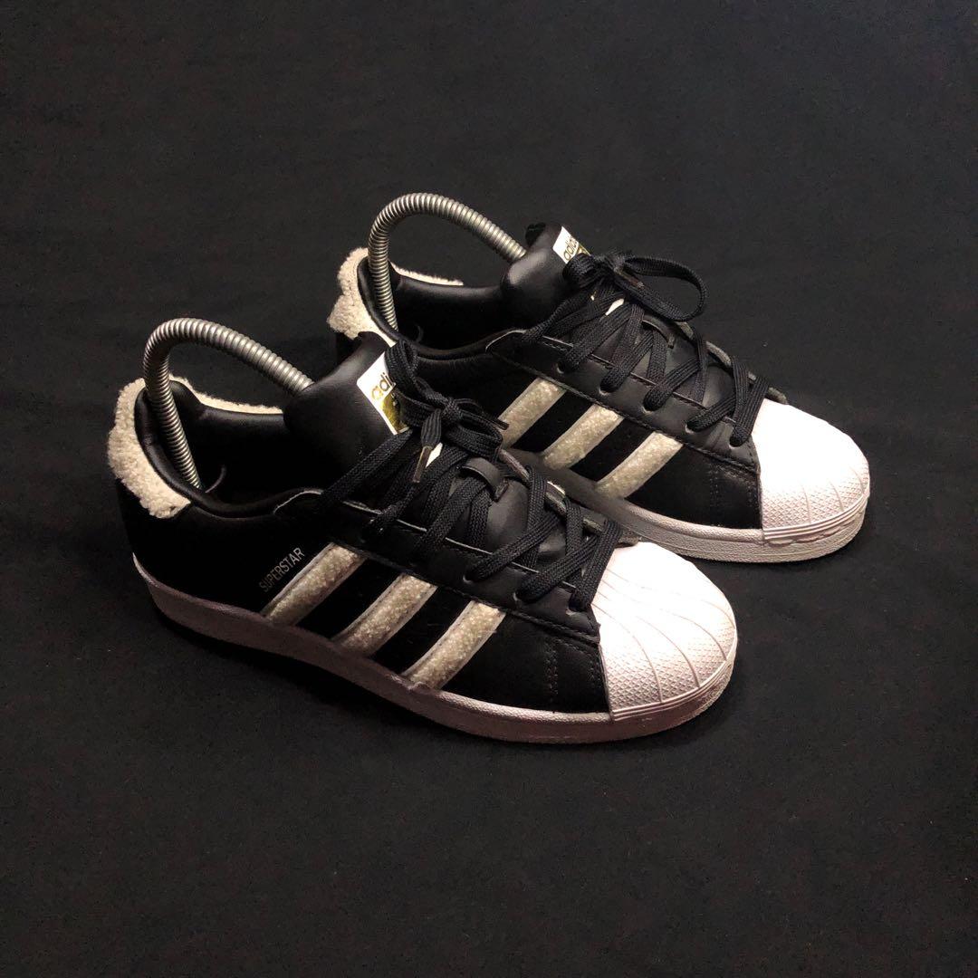 Adidas superstar online black size 5