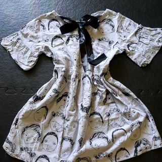 (Category: ) located in . Submitted by jiheeshopper (Listing ID 1146222778, Image 1). Description: .