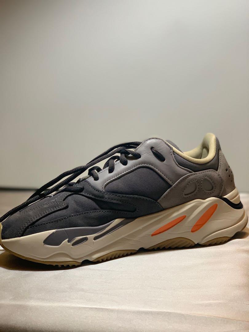 authentic yeezy boost 700