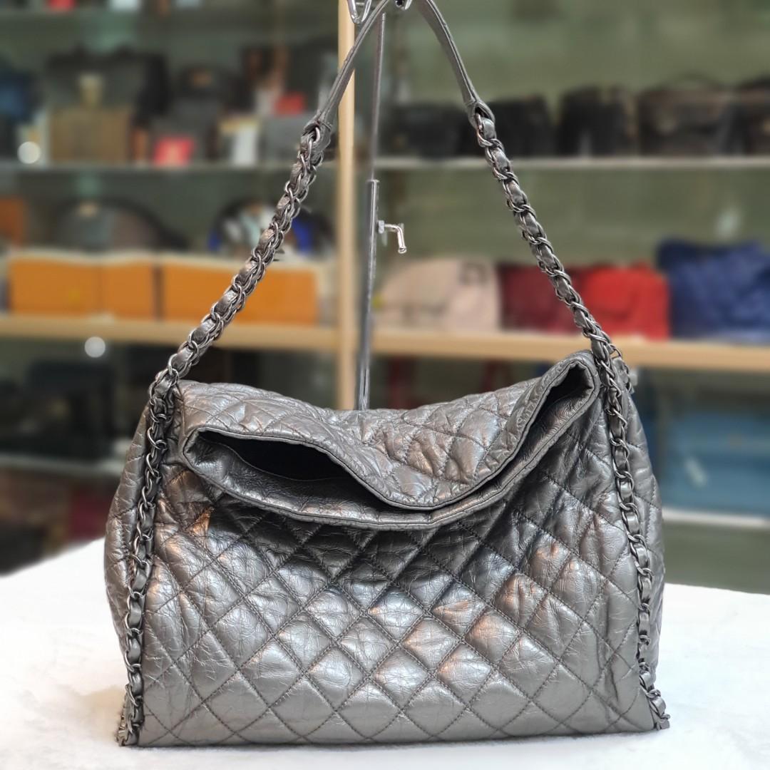 Chanel Modern Chain Hobo Bag, Luxury, Bags & Wallets on Carousell