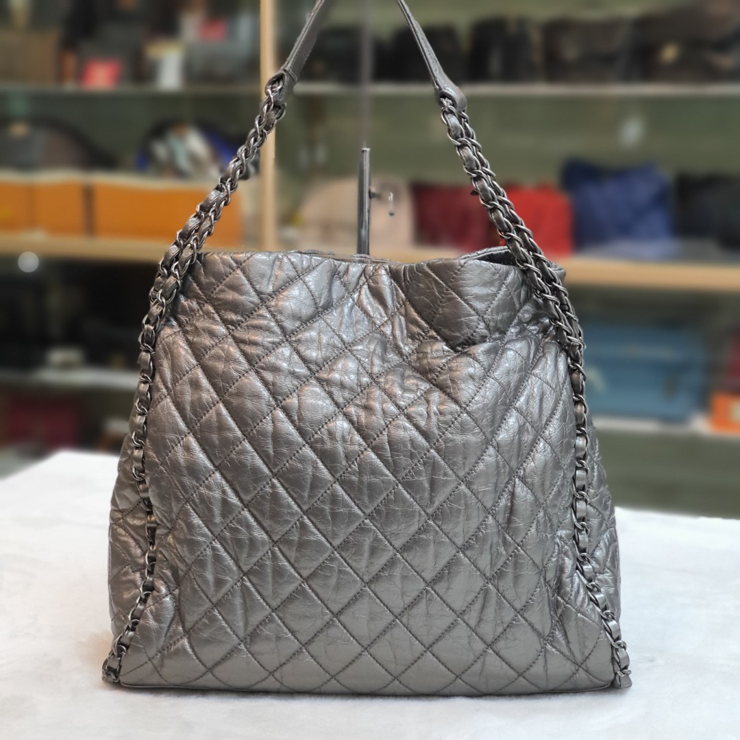 Chanel 22k hobo bag, 名牌, 手袋及銀包- Carousell