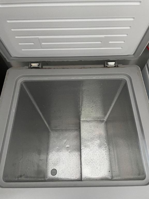 MIDEA CHEST FREEZER MDRC152FZG01SG (GROSS 99L), TV & Home Appliances