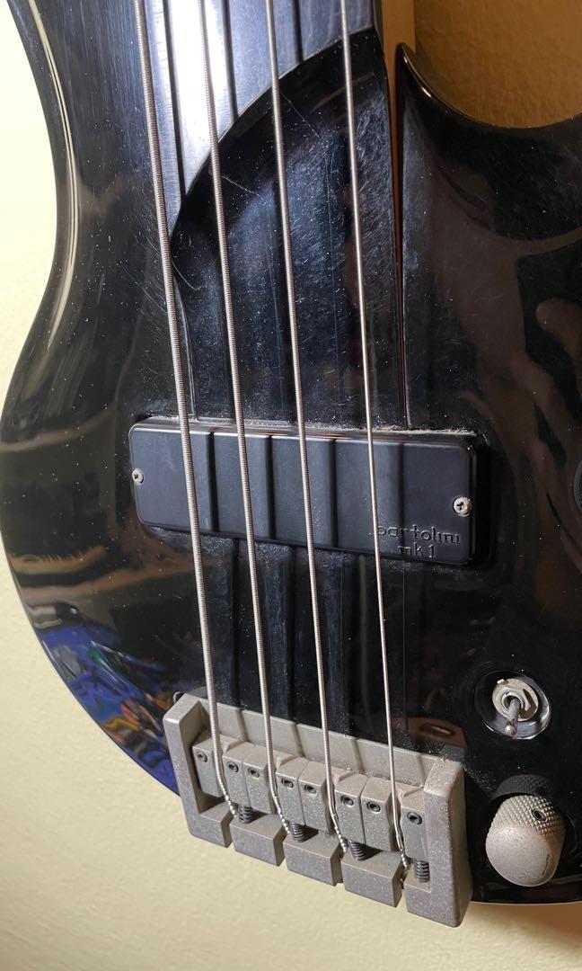 Cort Curbow Fretless Electric Bass, Hobbies & Toys, Music & Media