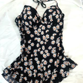 (Category: ) located in . Submitted by jiheeshopper (Listing ID 1146221653, Image 1). Description: .