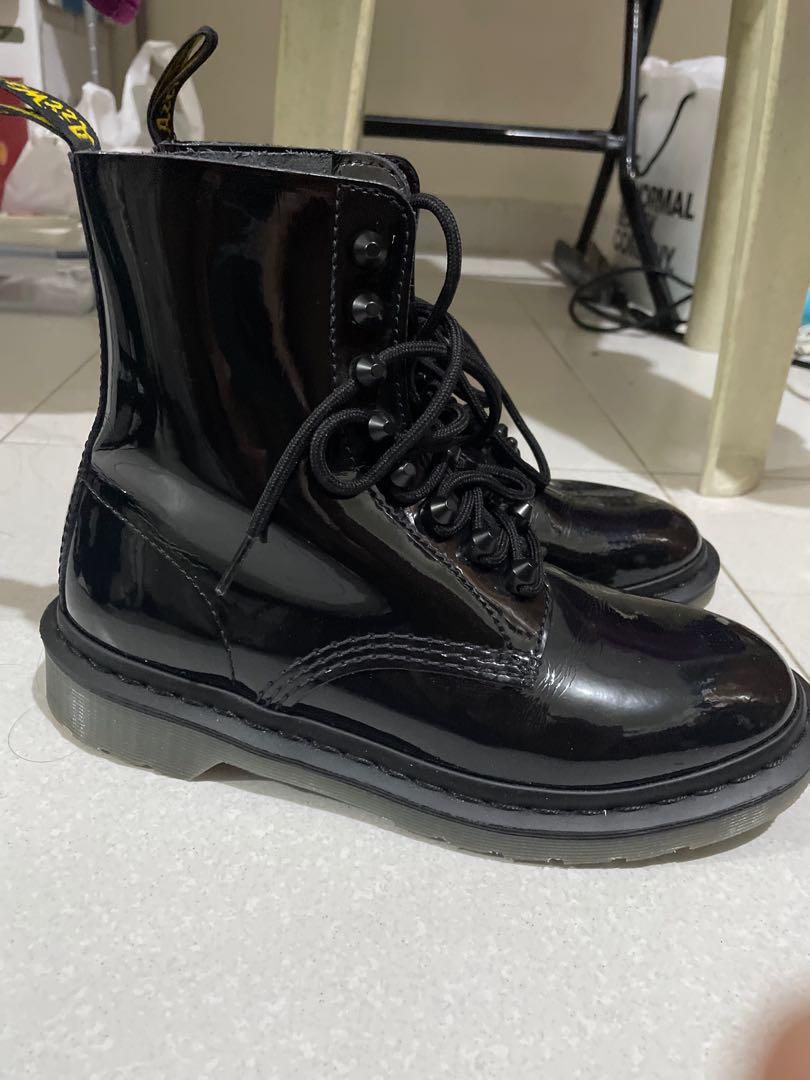 Pascal stud on sale dr martens