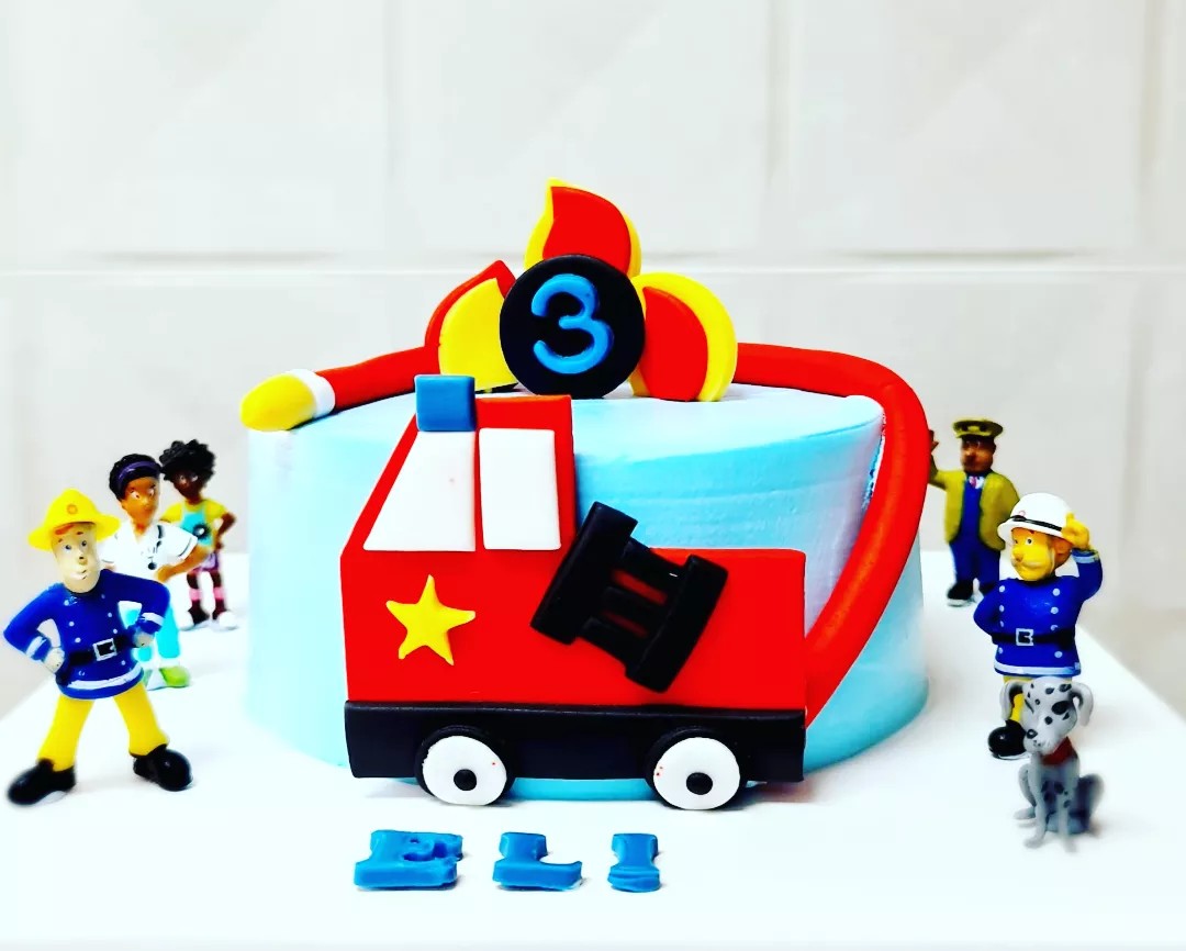 Fireman sam fire truck theme cake, Food & Drinks, Homemade ...
