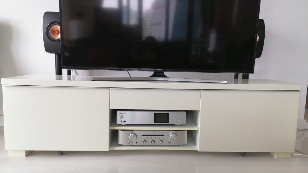 Bestå burs outlet tv unit