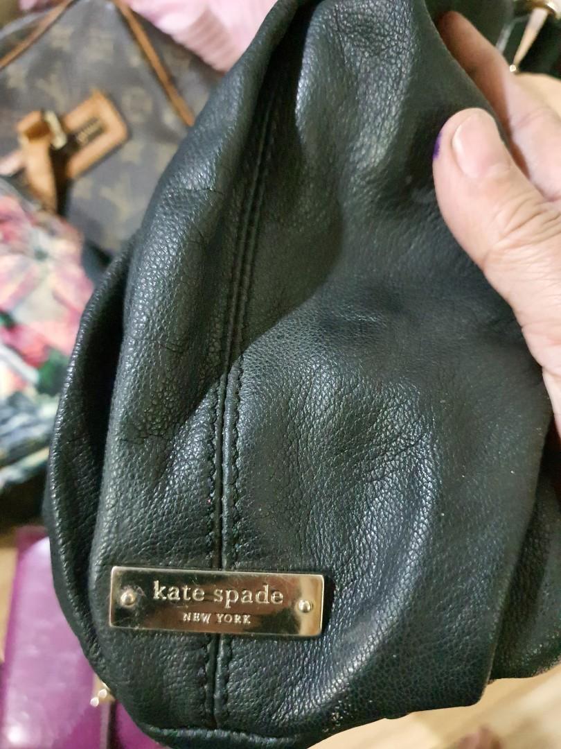 KATE SPADE KISS LOCK BAG, Luxury, Bags & Wallets on Carousell