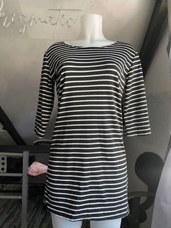 (Category: ) located in . Submitted by K2Kprelovedclothes (Listing ID 1145219792, Image 1). Description: .