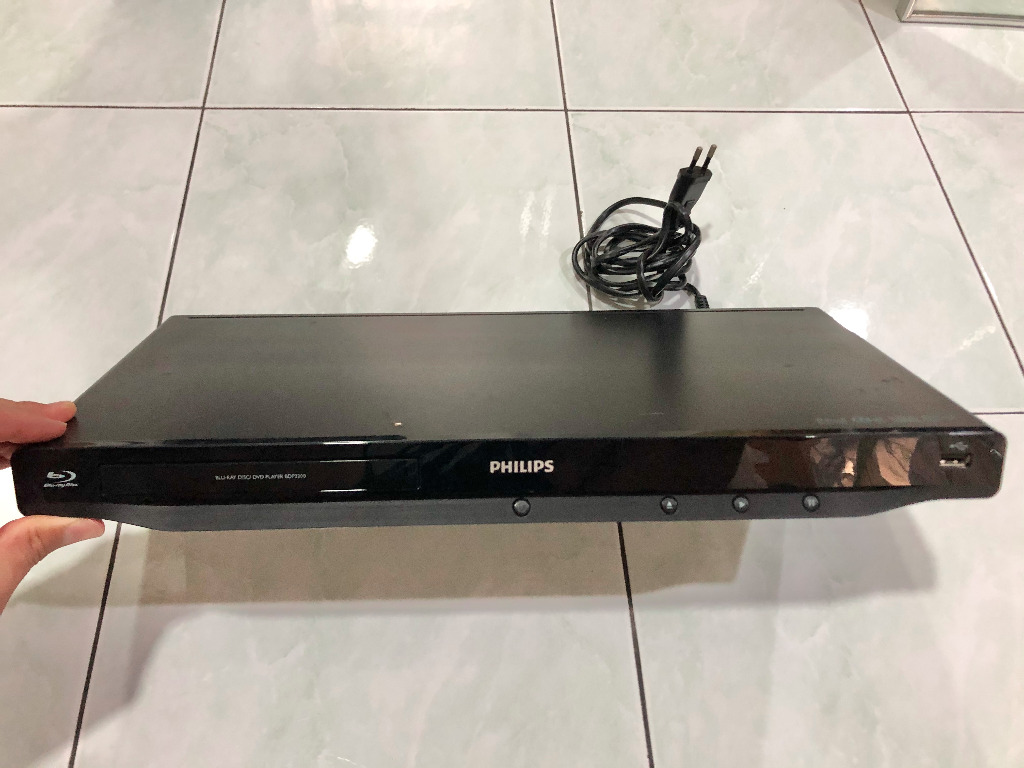 Philips BDP 3200 Blu Ray, DVD Player Home Entertainment (FOR PARTS ONLY