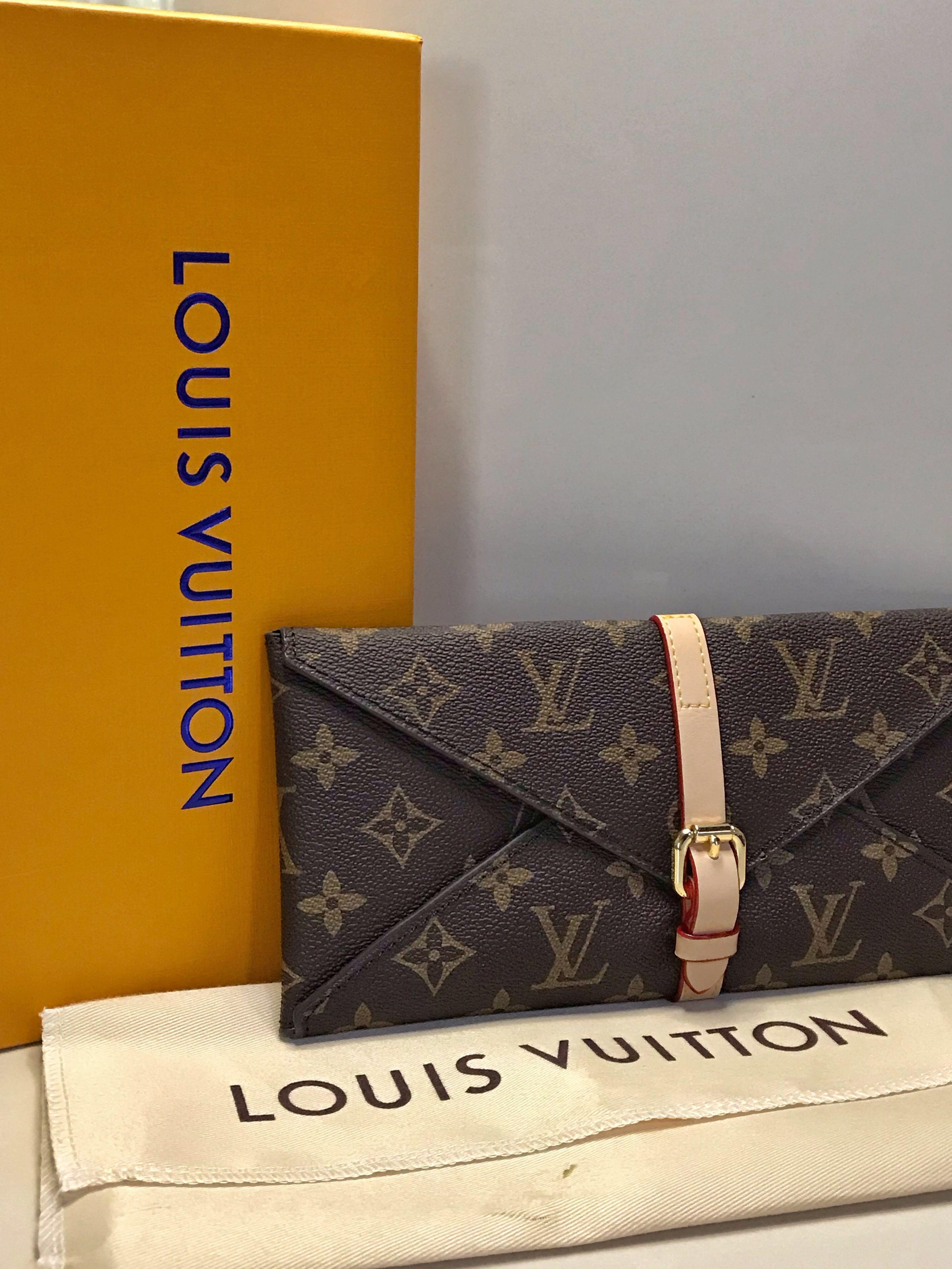Authentic New Louis Vuitton Monogram Metal STRAW Set w/ LV case & wand  G10477