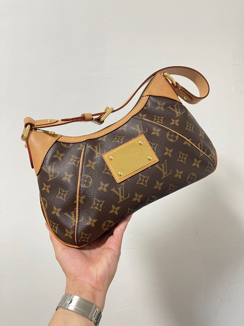 Louis Vuitton Thames Pm Monogram, Luxury, Bags & Wallets On Carousell