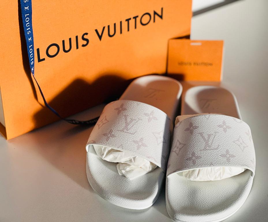 Louis Vuitton White Waterfront Monogram Metallic Slides UK 8 EU 42 👞