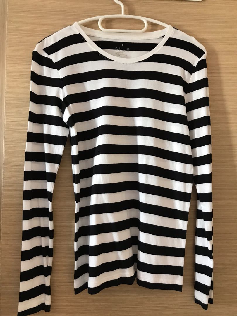 Muji Longsleeves, Women's Fashion, Tops, Longsleeves on Carousell