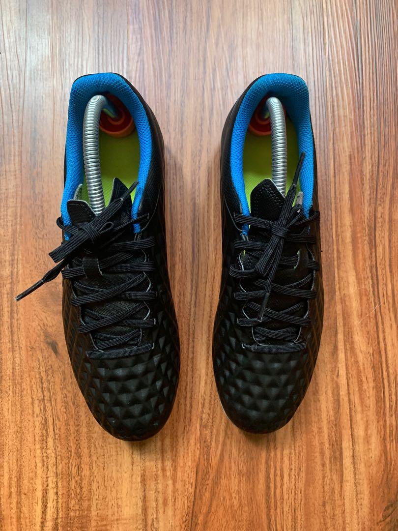 NIKE TIEMPO LEGEND 8 CLUB MG BOOT BLACK 8UK Sports Equipment