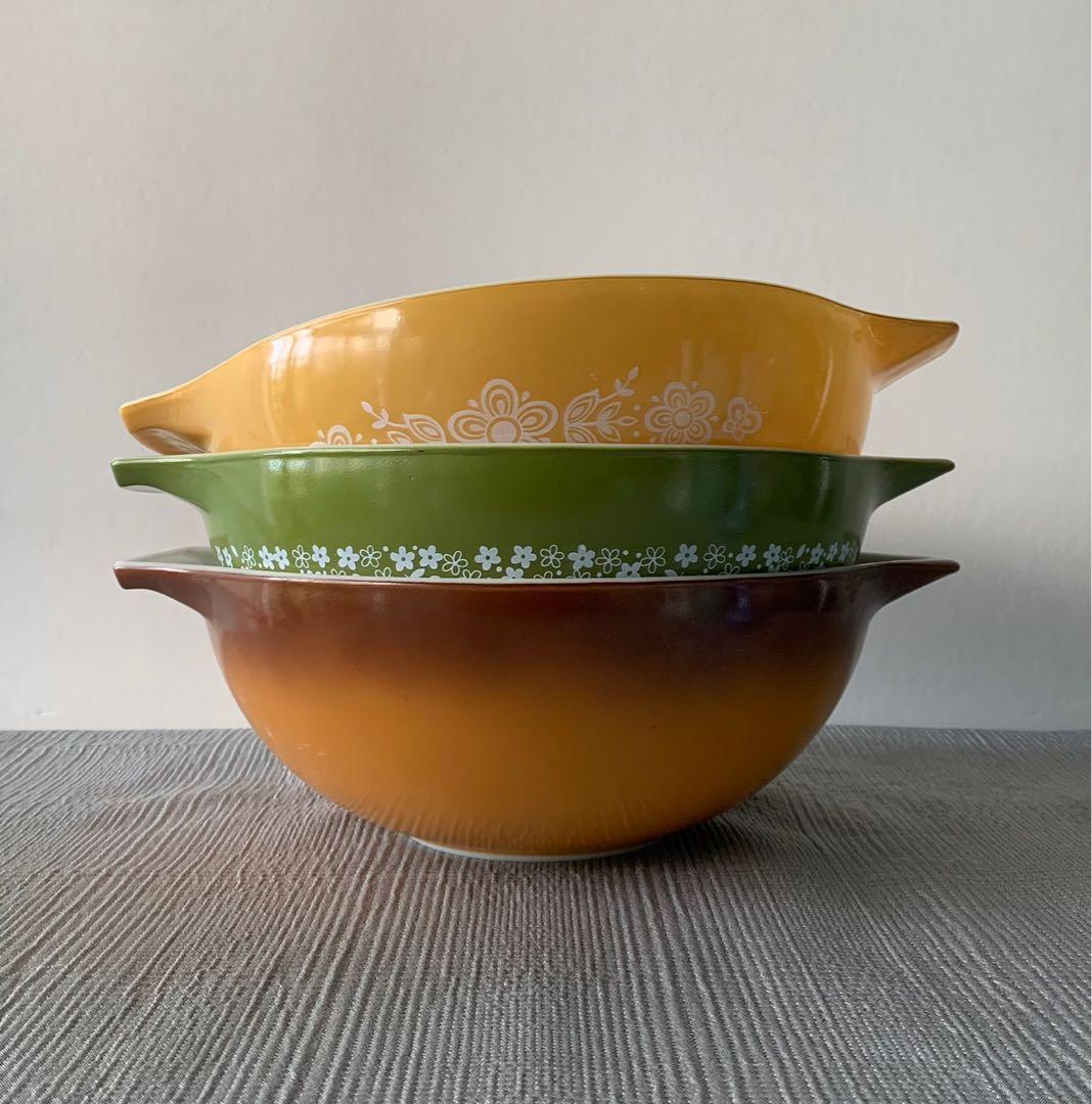 PYREX butterfly gold 444 Furniture Home Living Kitchenware