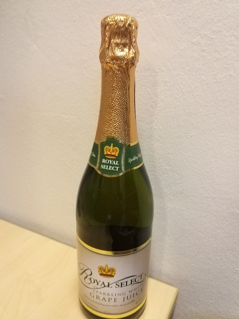Royal Select Sparkling White Grape Juice, Food & Drinks, Beverages on