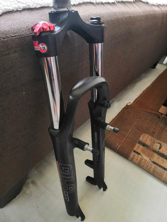 RST gila fork coil 26er Sports Equipment Bicycles Parts