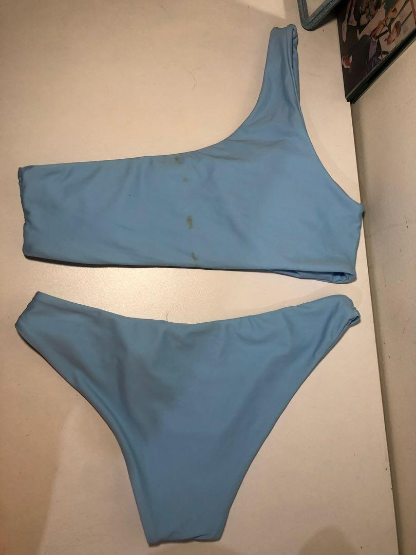 shein blue bikini (Category: Bikinis & Swimsuits) located in Quezon City. Submitted by _rosizzle (Listing ID 1146237766, Image 2). Description: bought at shein for Php350. used only once it got stains at the back dont know how :( kaya im selling for 150 nalang the color looks lighter in actual! pm me for when worn :).