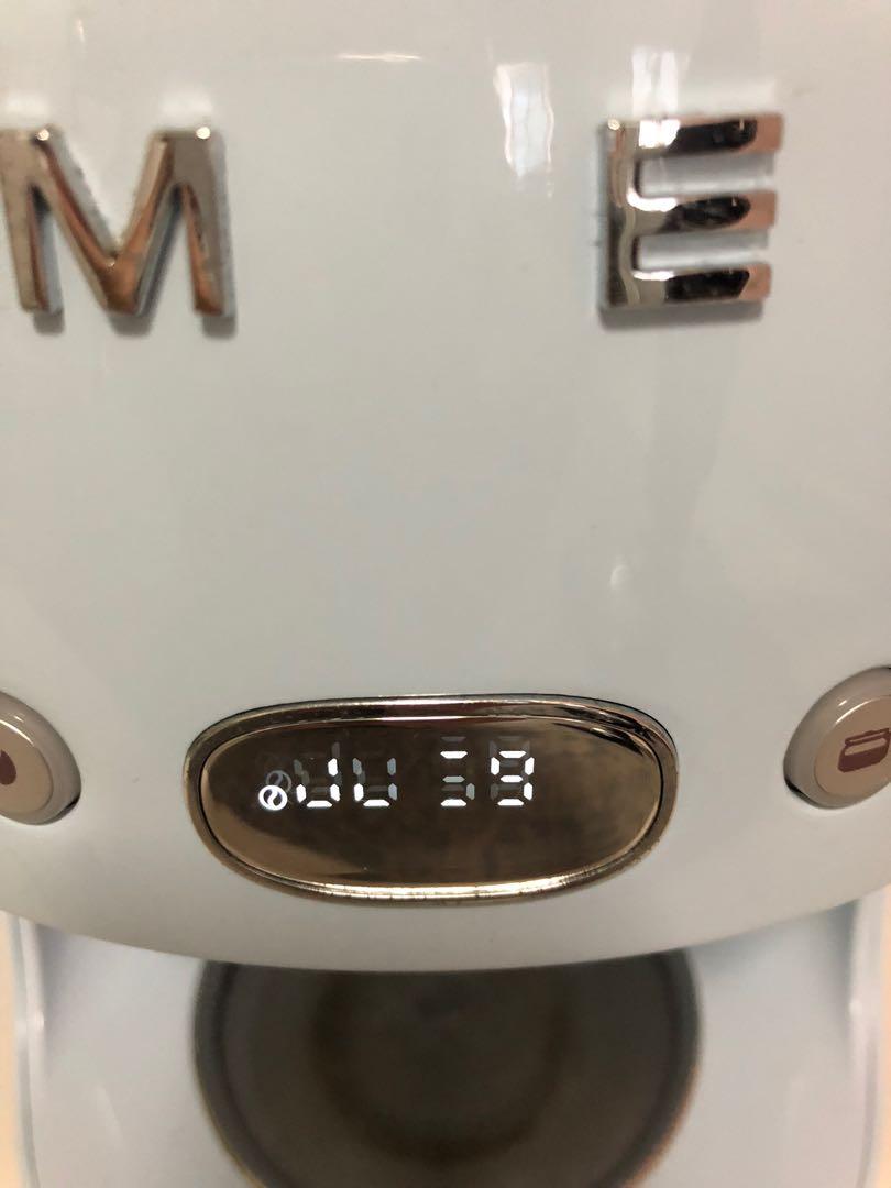 Smeg drip coffee machine, TV & Home Appliances, Kitchen Appliances