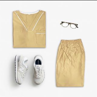 (Category: ) located in . Submitted by _alsherascloset (Listing ID 1146253567, Image 1). Description: .