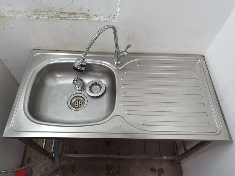 Sugi Japan Sink w/ Free Dual Mode Faucet and Drainage Hose Extension