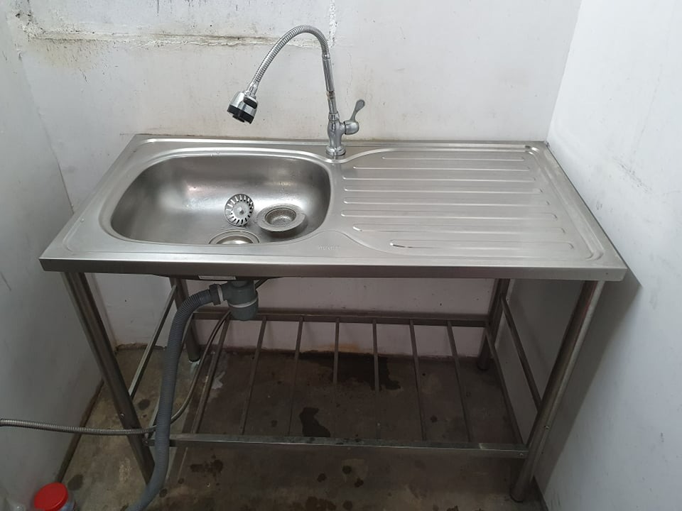 Sugi Japan Sink w/ Free Dual Mode Faucet and Drainage Hose Extension