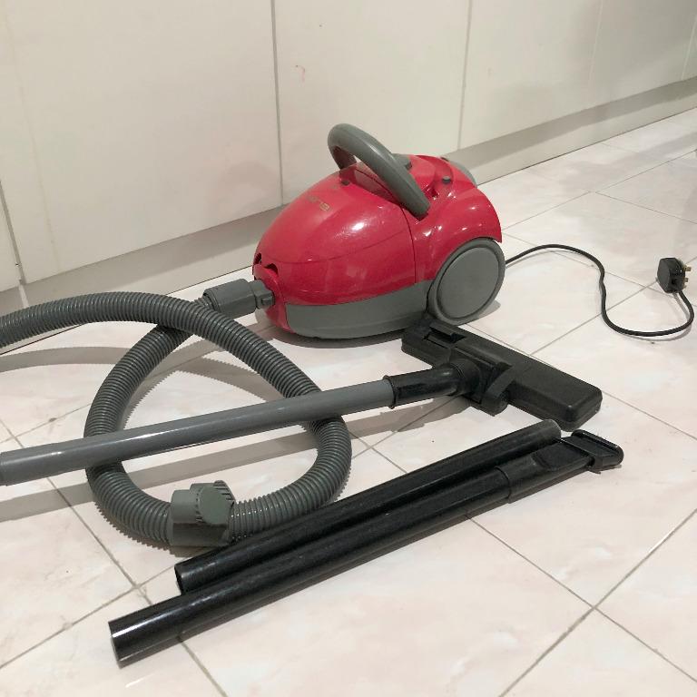 Vacuum Cleaner Elba EV2901 (PENANG ONLY), TV & Home Appliances, Vacuum