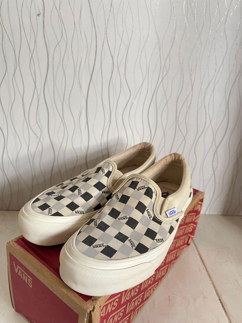 Vans vault tri best sale check