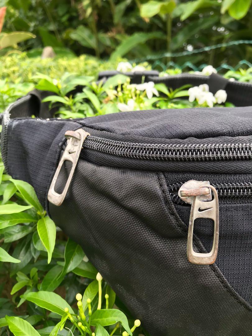 Vintage nike best sale bum bag