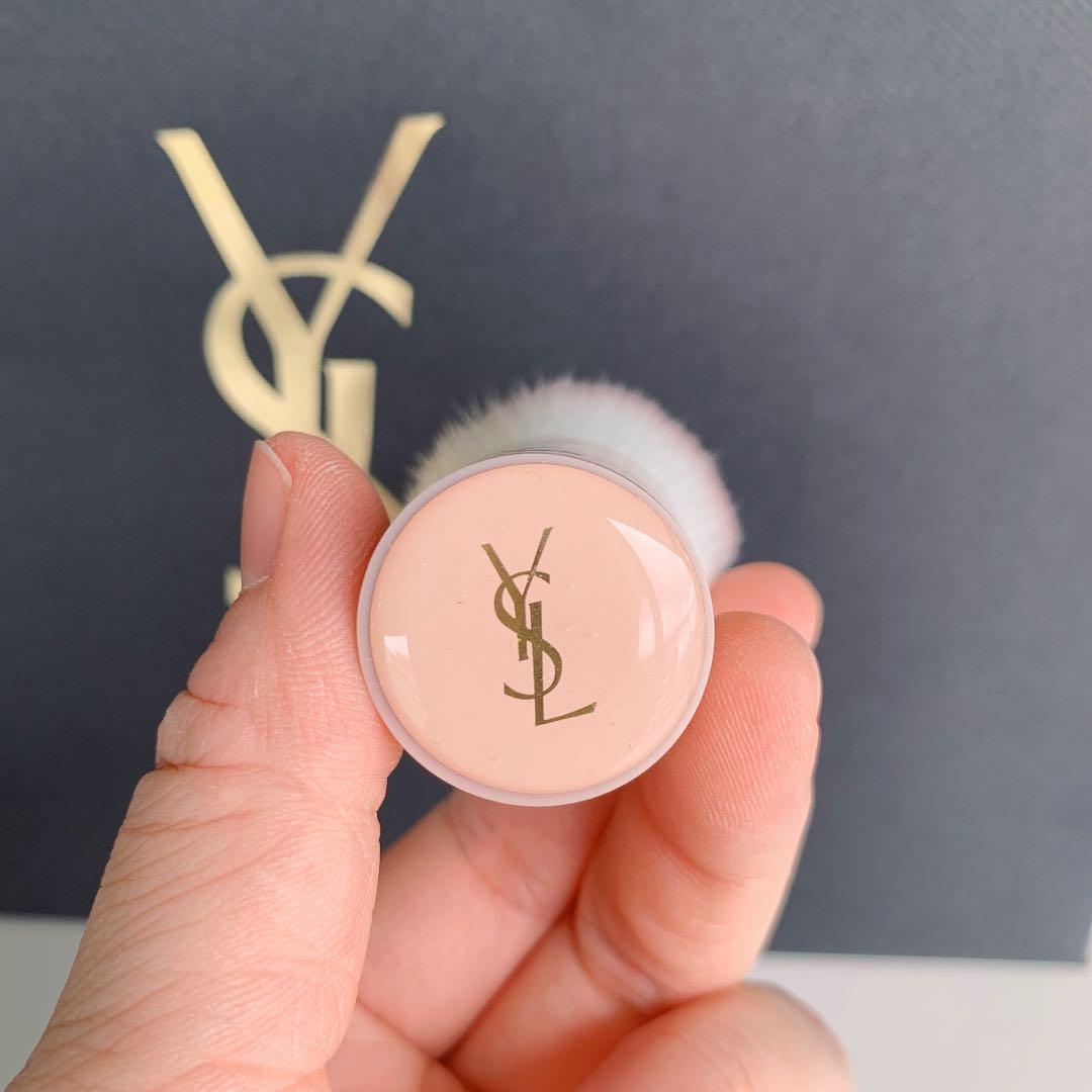 YSL Kabuki Brush gold and nude, Beauty & Personal Care, Face, Makeup on