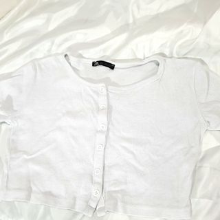 (Category: ) located in . Submitted by jiheeshopper (Listing ID 1146220339, Image 1). Description: .