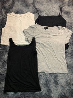 (Category: ) located in . Submitted by -clearingwardrobe- (Listing ID 1141482594, Image 1). Description: .